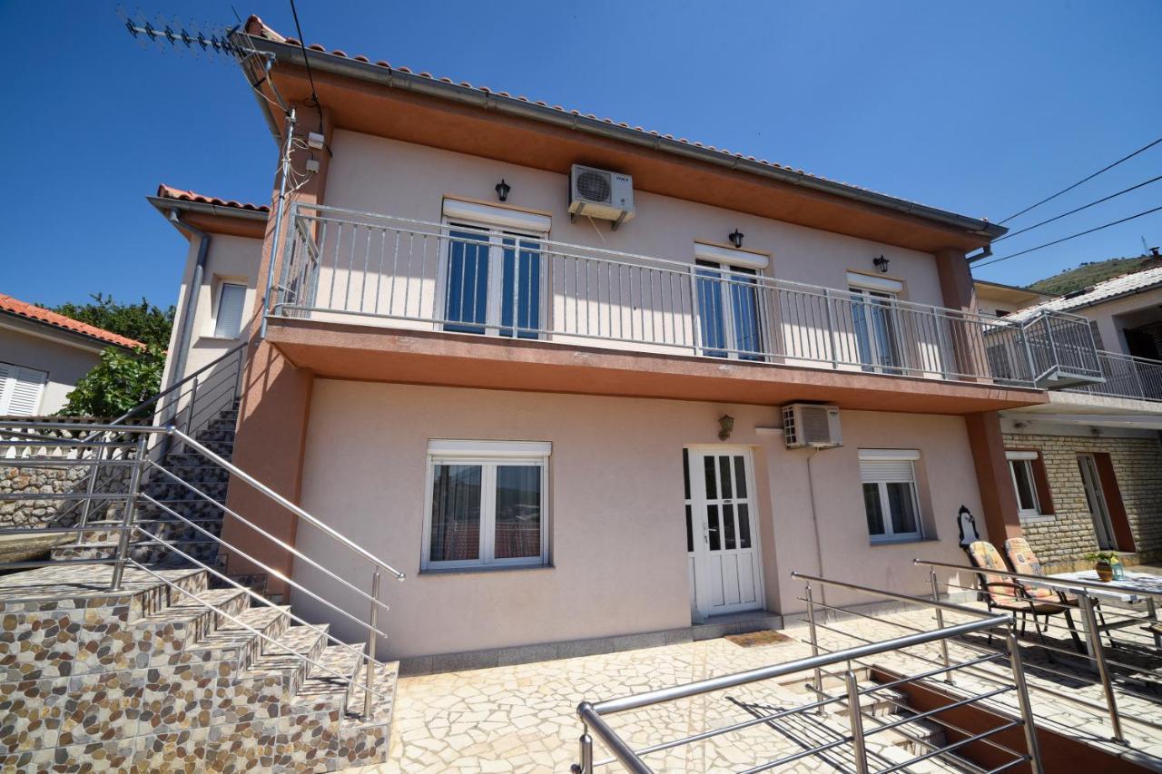 Lovely Apartments Senj سينج المظهر الخارجي الصورة