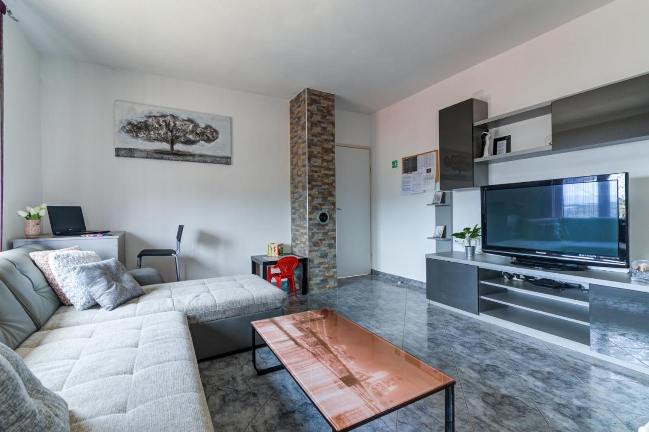 Lovely Apartments Senj سينج المظهر الخارجي الصورة
