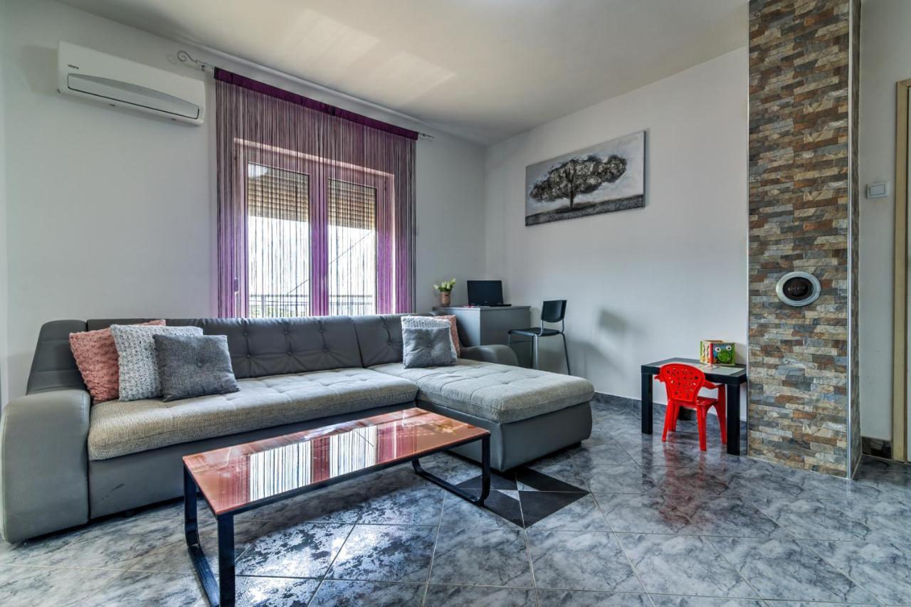 Lovely Apartments Senj سينج المظهر الخارجي الصورة
